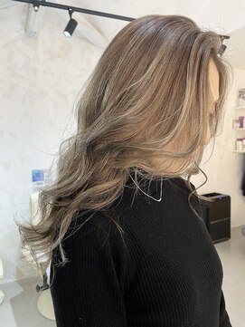 プルメリアドット(Plumeria.) ハイライト × ミルクティー