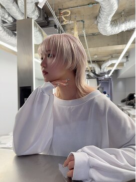 ヴァイス 新宿店(VAICE) 抜きっぱなしホワイト/ケアブリーチ[新宿/ウルフカット]