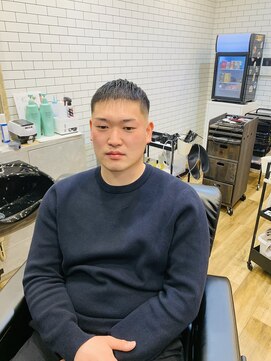 バーバーショップヒーロー 八王子店(BARBER SHOP HERO) クロップ、スキンフェード