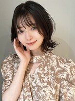 デコ(DECO) 外はねくびれボブ × 透明感ブラウン