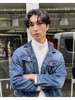 グリーンミドル(GREEN middle)&nbsp;センターパート+パーマで雰囲気ある人に印象チェンジ☆