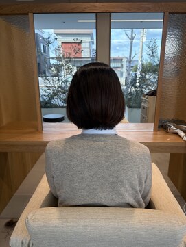 ツキヒ(/tukihi) ショートボブ