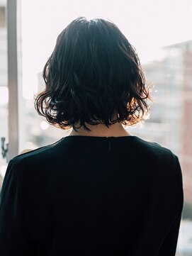 ブロッサム 東久留米店(Blossom) 大人ガーリー/20代/30代/40代/暗髪/オン眉ショート/ウルフ/ボブ