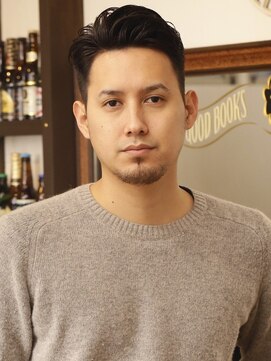 ティーラック(T:Luck) メンズナチュラルフェード×刈り上げショート[下北沢/髪質改善]