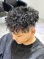 クオル 立川(QOL)&nbsp;スペインパーマ／ツイストスパイラル／波巻きパーマ／フェード