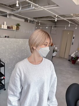 ユニ(Uni.) 大人可愛い20代30代40代小顔