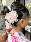 キッズ浴衣アップ/首元スッキリ華やかに/お出掛けにひとアレンジ