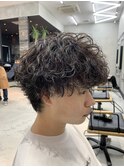 ウルフにパーマ