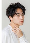 波巻き/メンズマッシュパーマ/センターパート/スーツ/20代30代