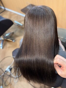 ライズ バイ レボ 柏店(RISE by REVO) モカブラウン