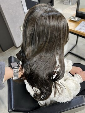 ラフィット 香椎(lafit) 冬に大人気《透明感オリーブベージュ☆》