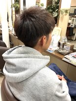 コアフィールフィス(COIFFURE fils)&nbsp;【見附　今町】刈り上げアップバング　メンズカラー