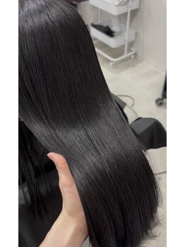 ジェスター 烏丸御池店(JESTER)の写真/【烏丸御池/うる艶髪】癖毛でうねって広がった髪も理想の艶感へと導きます《お得なクーポン多数》