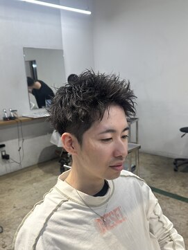ザデイ カットアンドカルチャーショップ(THE DAY CUT&CULTURE SHOP) スパイキーショート
