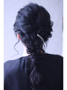 エヌドット 高井田(n.) 編み下ろし×パーティーヘアセット