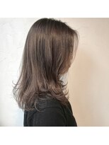 レガロ(REGALO RESORT)&nbsp;SAIMA★媚びない◎女っぽレイヤー