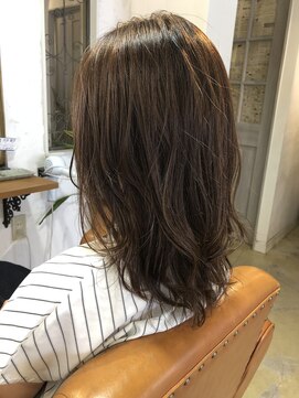 セライロ 千葉(celilo) 『千葉駅celilo 大木 葉子』　セミロング