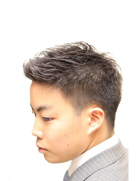 ヘアーアンドグルーミング ヨシザワインク(HAIR&GROOMING YOSHIZAWA Inc.) 【ヨシザワ人形町】30代40代黒髪アップバングショート刈り上げ
