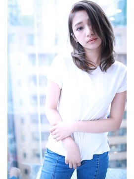 シーラス バイクラウドゼロ(Cirrus by Cloud zero) グレージュスポンテニアスデジキュア【Cirrus by　Cloud zero】