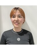 ツヤのあるハイトーンショート