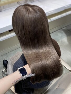 アマンドール(Aman D'or) 甘く柔らかい◇milktea greige【AmandorD'or辻】