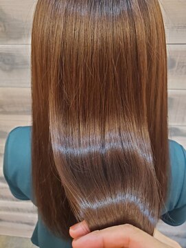 オートゥール(hair room Auteur) 20代30代40代大人可愛い髪質改善カラー艶感ストレート透明感