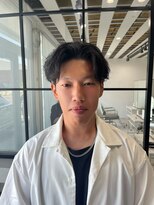 ホワイト(WHITE)&nbsp;センターパート フェザー