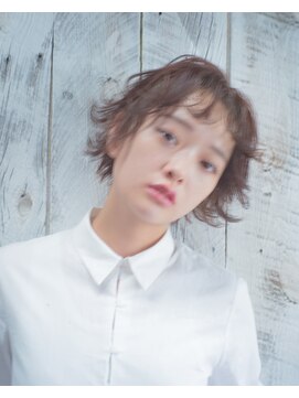 カナタバイフィール 西荻窪(CANATA by feel) ハネ感ショート