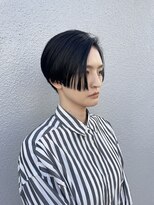 シアラ(ciala)&nbsp;ライン強めのハンサムショート