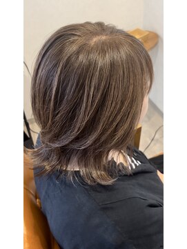 ヌニル(nunill) 白髪率50%以上の方におすすめ！ミルクティーカラー【津市】