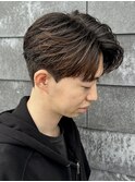 センターパートメンズカットナチュラル刈り上げアップバング