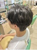 センターパートニュアンスパーマワンカールパーマツーブロック