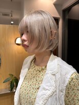 スタン 渋谷(Stam)&nbsp;柔らかブロンドベージュ［ホワイト/ミルクティーベージュ］