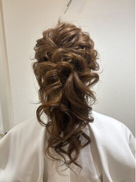 ファレ(Phalae) ふわふわローポニー