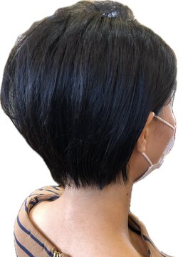 ビオラス(VIOLUS) ショートボブ