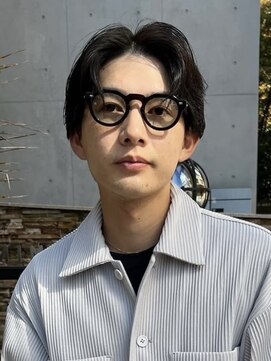 ローウェ オム 立川(LOUWE HOMME) メンズ/センターパート/ニュアンスパーマ