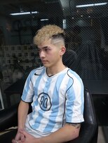 イントロバイフィーネ 渋谷(INTRO . by Fi-Ne)&nbsp;バーバーハイトーンパーマブロンドスペインカール/渋谷