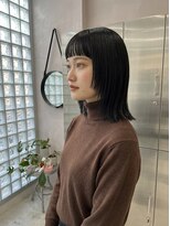ジェムバイアルテフィーチェ(gem by artefice) ミディアム成人式髮型シルバーアッシュ髪型ショート40代髪型