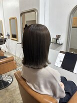 アンジュール(UNJOUR.)&nbsp;髪質改善アッシュブラウン/ミディアム外ハネ/艶感抜群夏カラー