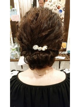 ヘアー ド ブラン(Hair de Brun) ☆パーティーヘア☆後ろふわふわ系☆笑