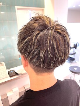 ロミーオム 本厚木(ROMMY. Homme) 好評!!メッシュキャップハイライトライト