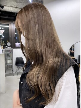 キラ 原宿(KILLA) グレージュカラー/ボブウルフ/ココアベージュ/黒髪/白髪ぼかし