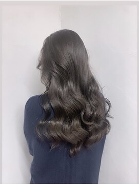 ムク 新宿(muc) ビターチョコレートグレージュ×レイヤーカット