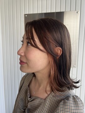 モニカ ヘアー(monica Hair) ピンクベージュ系インナーカラー