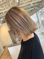 ファンド 千葉(fand)&nbsp;バレイヤージュカラー/白髪ぼかし/ミディアムボブ