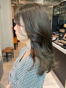 アルバム 銀座(ALBUM GINZA) ほんのりオリーブベージュ__ハッシュカットフルバング_ba475651