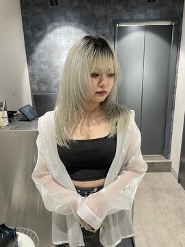 オグジュアリー 表参道(aux.) ハイレイヤースタイル