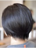 黒髪ショート/丸みショート/束感ショート