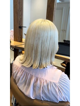 リード バイ ラグーン(LEAD by LAGOON) ブロンド/抜きっぱなしブリーチ/ケアブリーチ