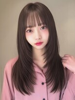 小顔ぱっつん前髪シースルー顔まわりレイヤーカットストレート
